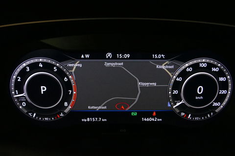 Volkswagen Tiguan 1.4 TSI ACT Business R / Orig. Nederlands / R-line / Black Style / 20" Suzuka LMV / Panoramadak / LED koplampen / Stoelmassage / Stoelverwarming / Virtual Cockpit / Achteruitrijcamera /  Adapt. Cruise / Elek. achterklep /  Apple Carplay-Android Auto / DAB