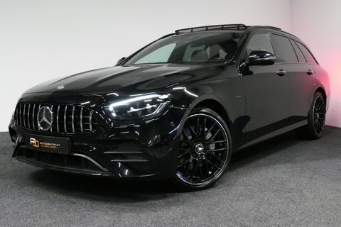 Mercedes-Benz E-Klasse Estate 300 e AMG Line / E63 AMG Grill / E63 AMG Diffuser / Panoramadak / Burmester Sound System / Sfeerverlichting / Luchtvering (achteras) / LED High Performance / 20'' LMV / Night pakket / Apple Carplay - Andriod auto / Stoelverwarming / Trekhaak (zwenk