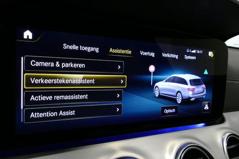 Mercedes-Benz E-Klasse Estate 300 e AMG Line / E63 AMG Grill / E63 AMG Diffuser / Panoramadak / Burmester Sound System / Sfeerverlichting / Luchtvering (achteras) / LED High Performance / 20'' LMV / Night pakket / Apple Carplay - Andriod auto / Stoelverwarming / Trekhaak (zwenk