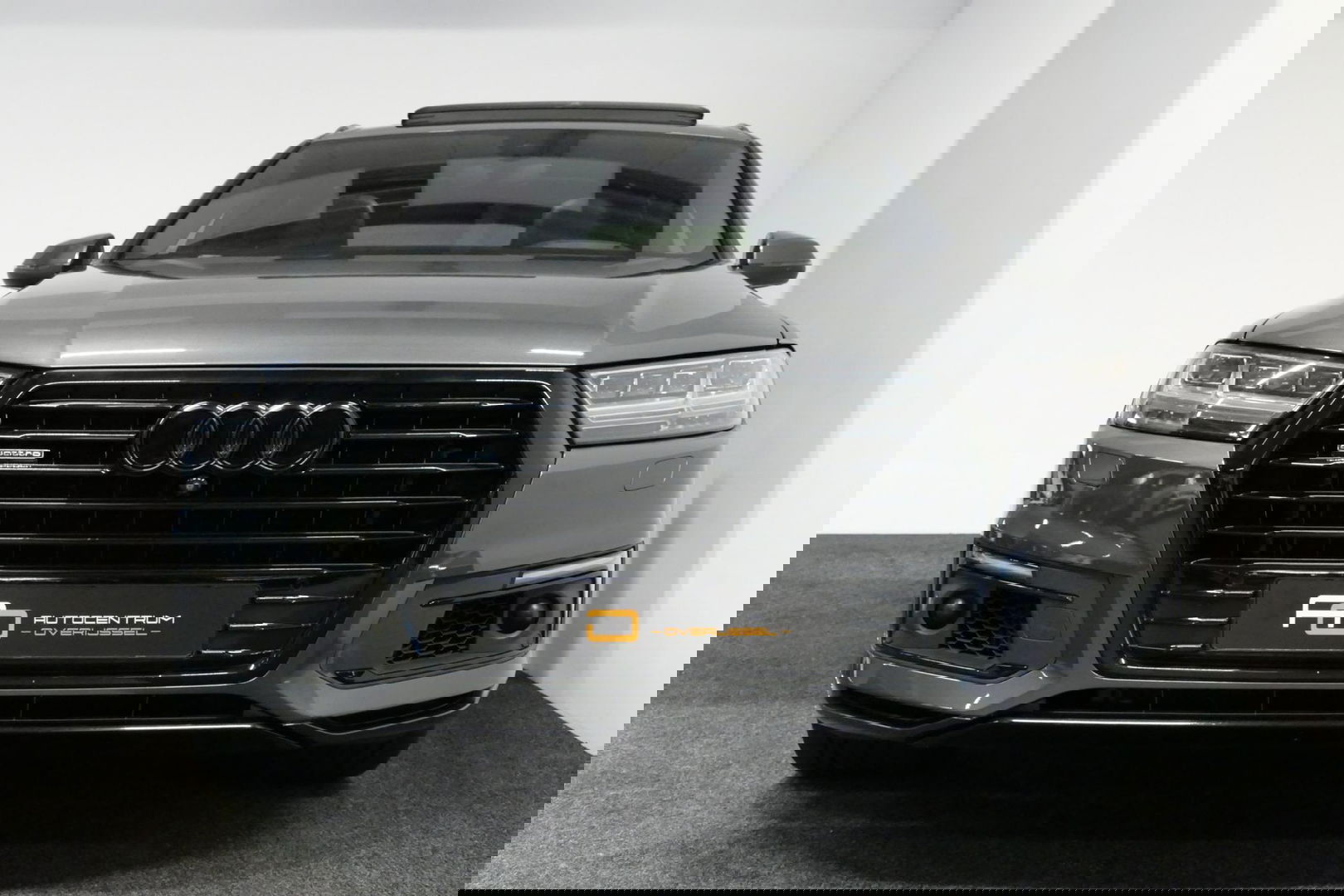 Audi Q7 3.0 TDI e-tron quattro Sport / Orig. Nederlands / S-Line ex- & interieur / Panoramadak / Luchtvering / Elektr. verstelbare voorstoelen (links met memory) / Bose Sound System / Rondomzichtcamera / Sfeerverlichting / Servosluiting - Softclose / Stoelverwarm