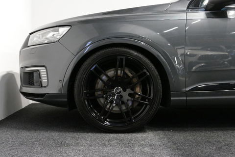 Audi Q7 3.0 TDI e-tron quattro Sport / Orig. Nederlands / S-Line ex- & interieur / Panoramadak / Luchtvering / Elektr. verstelbare voorstoelen (links met memory) / Bose Sound System / Rondomzichtcamera / Sfeerverlichting / Servosluiting - Softclose / Stoelverwarm