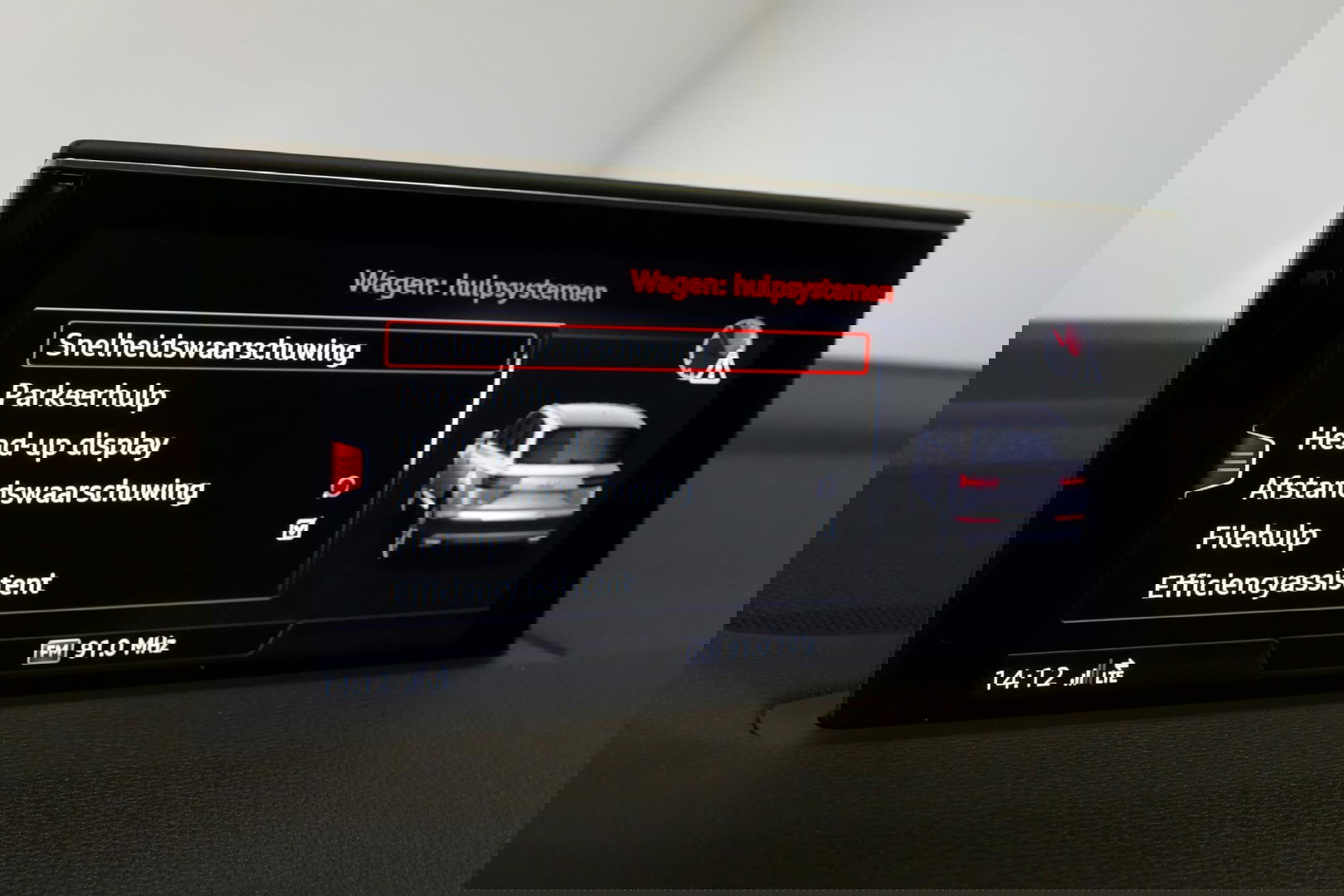 Audi Q7 3.0 TDI e-tron quattro Sport / Orig. Nederlands / S-Line ex- & interieur / Panoramadak / Luchtvering / Elektr. verstelbare voorstoelen (links met memory) / Bose Sound System / Rondomzichtcamera / Sfeerverlichting / Servosluiting - Softclose / Stoelverwarm