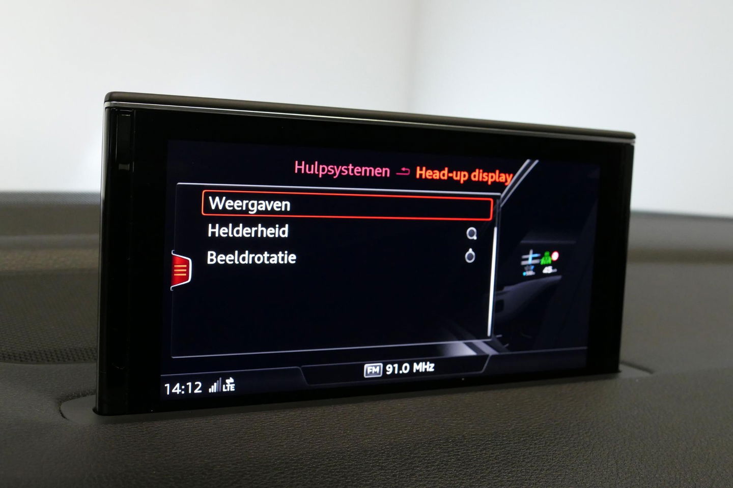 Audi Q7 3.0 TDI e-tron quattro Sport / Orig. Nederlands / S-Line ex- & interieur / Panoramadak / Luchtvering / Elektr. verstelbare voorstoelen (links met memory) / Bose Sound System / Rondomzichtcamera / Sfeerverlichting / Servosluiting - Softclose / Stoelverwarm