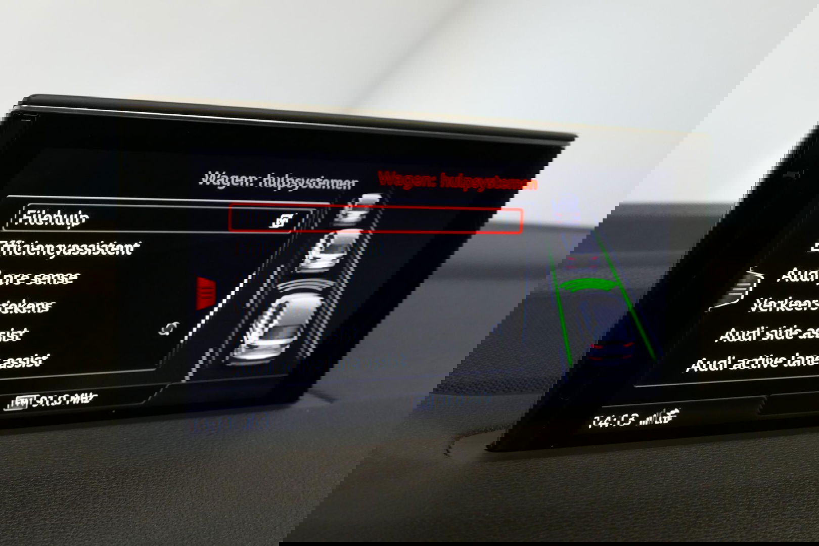 Audi Q7 3.0 TDI e-tron quattro Sport / Orig. Nederlands / S-Line ex- & interieur / Panoramadak / Luchtvering / Elektr. verstelbare voorstoelen (links met memory) / Bose Sound System / Rondomzichtcamera / Sfeerverlichting / Servosluiting - Softclose / Stoelverwarm