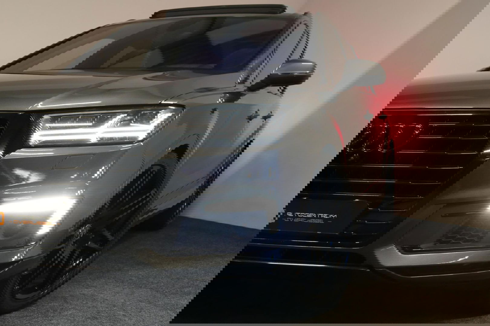 Audi Q7 3.0 TDI e-tron quattro Sport / Orig. Nederlands / S-Line ex- & interieur / Panoramadak / Luchtvering / Elektr. verstelbare voorstoelen (links met memory) / Bose Sound System / Rondomzichtcamera / Sfeerverlichting / Servosluiting - Softclose / Stoelverwarm