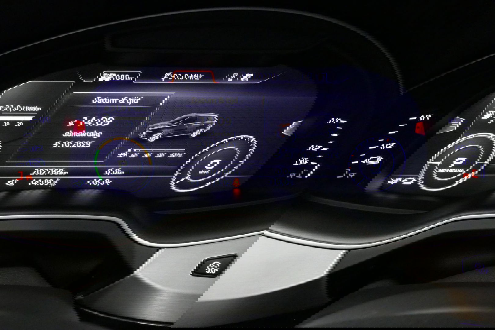 Audi Q7 3.0 TDI e-tron quattro Sport / Orig. Nederlands / S-Line ex- & interieur / Panoramadak / Luchtvering / Elektr. verstelbare voorstoelen (links met memory) / Bose Sound System / Rondomzichtcamera / Sfeerverlichting / Servosluiting - Softclose / Stoelverwarm
