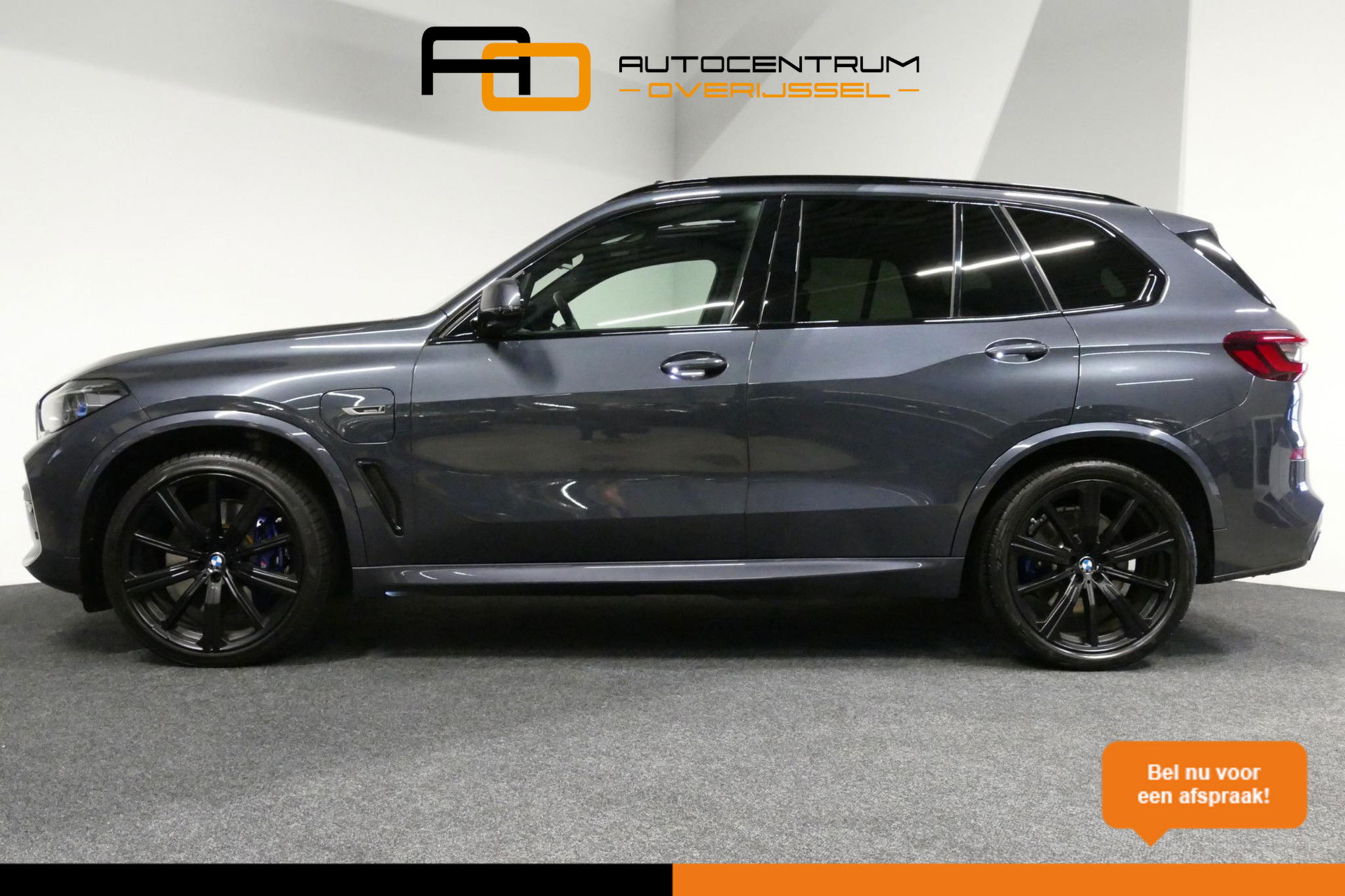 BMW X5 xDrive45e High Executive / M Sport / Panoramadak / Soft-close / Koplamp Laser / Elektr. verstelbare voorstoelen + memory / Luchtvering / Stoelverwarming voor + achter / Stoelventilatie / Head-Up Display / Apple Carplay - Andriod Auto / Ambiente verlichtin