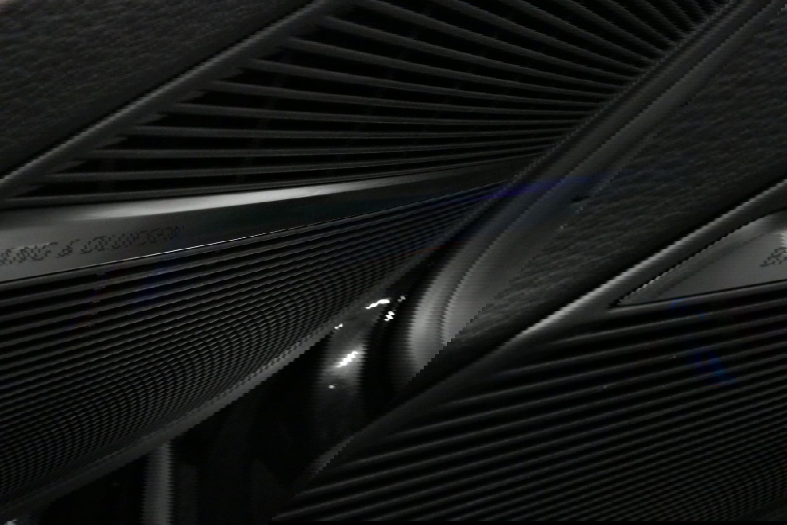 Audi Q8 55 TFSI e quattro Pro Line S / RSQ8 Diffuser / RSQ8 Grill / Maxton Design Bodykit V.2 / Panoramadak / RS Sportstoelen / Elektr. verstelbare voorstoelen + memory / Sport Luchtvering / Matrix LED / Ambienteverlichting plus / Apple Carplay - Android Auto / B