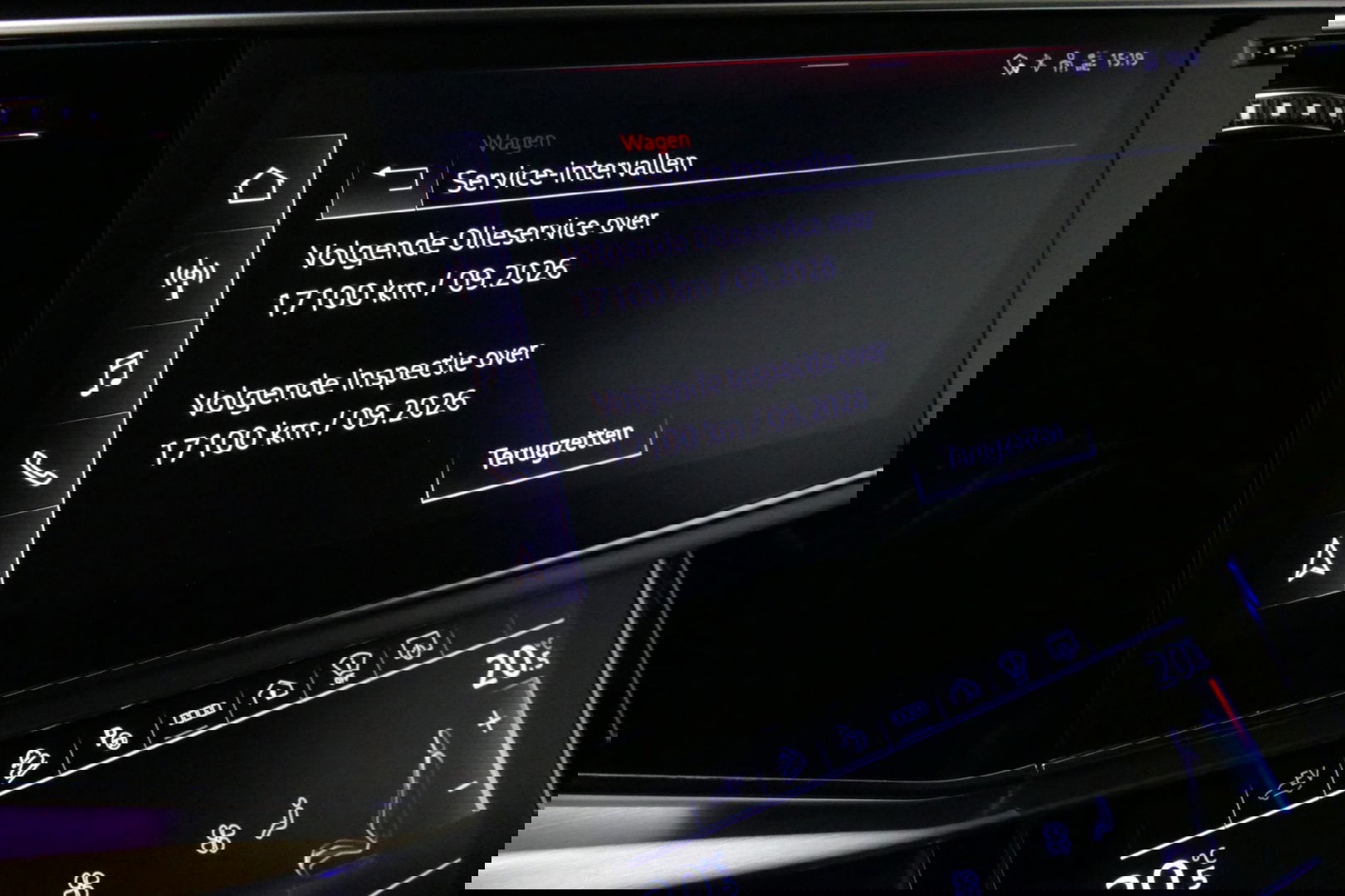 Audi Q8 55 TFSI e quattro Pro Line S / RSQ8 Diffuser / RSQ8 Grill / Maxton Design Bodykit V.2 / Panoramadak / RS Sportstoelen / Elektr. verstelbare voorstoelen + memory / Sport Luchtvering / Matrix LED / Ambienteverlichting plus / Apple Carplay - Android Auto / B