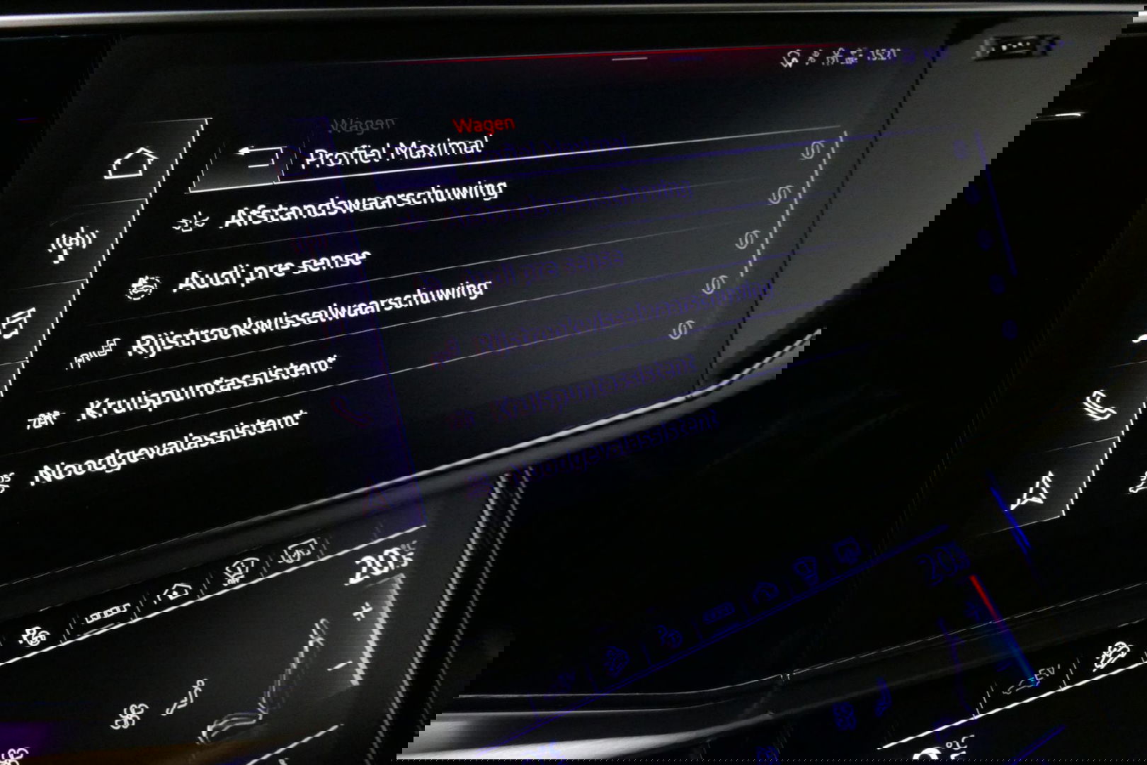 Audi Q8 55 TFSI e quattro Pro Line S / RSQ8 Diffuser / RSQ8 Grill / Maxton Design Bodykit V.2 / Panoramadak / RS Sportstoelen / Elektr. verstelbare voorstoelen + memory / Sport Luchtvering / Matrix LED / Ambienteverlichting plus / Apple Carplay - Android Auto / B