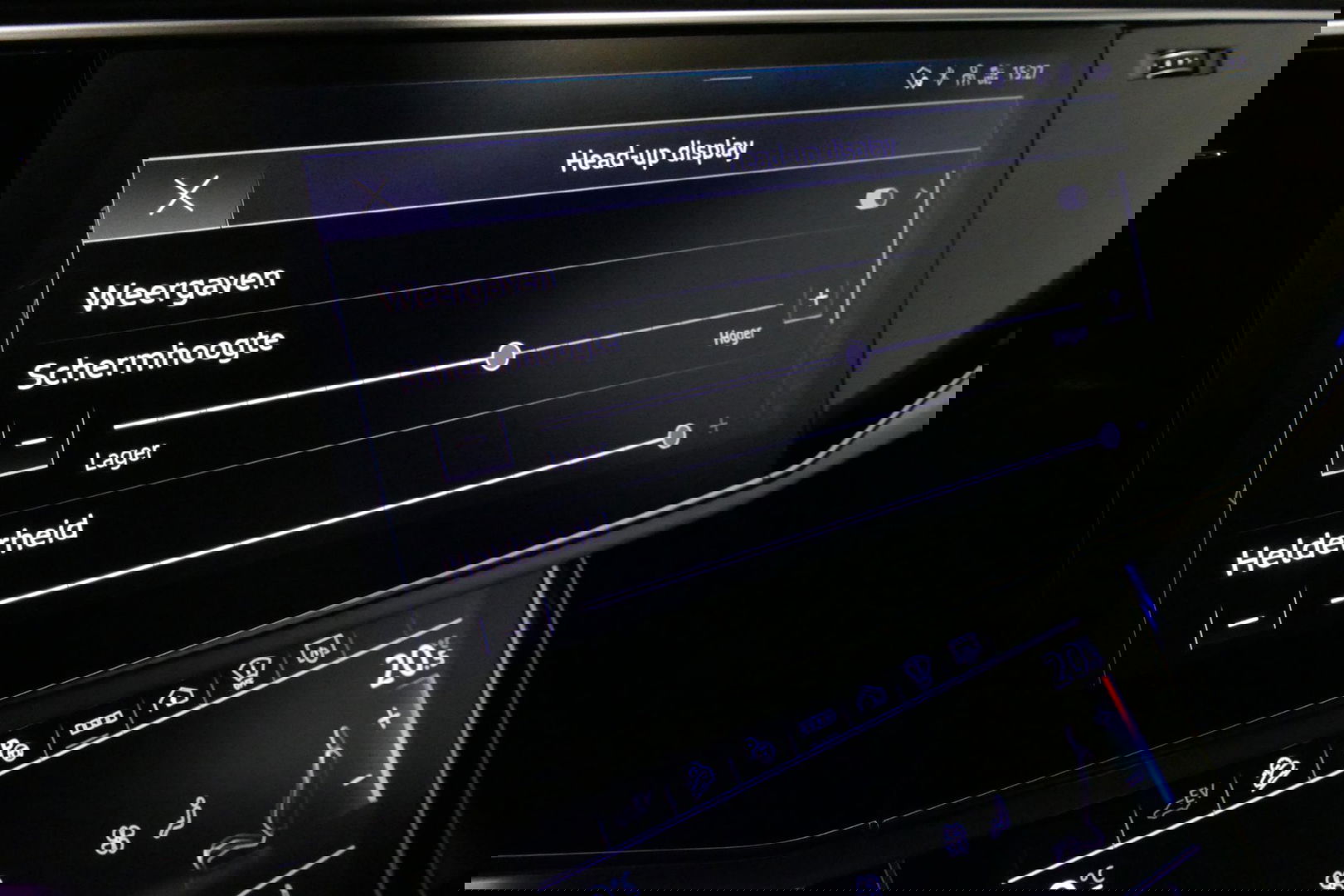 Audi Q8 55 TFSI e quattro Pro Line S / RSQ8 Diffuser / RSQ8 Grill / Maxton Design Bodykit V.2 / Panoramadak / RS Sportstoelen / Elektr. verstelbare voorstoelen + memory / Sport Luchtvering / Matrix LED / Ambienteverlichting plus / Apple Carplay - Android Auto / B