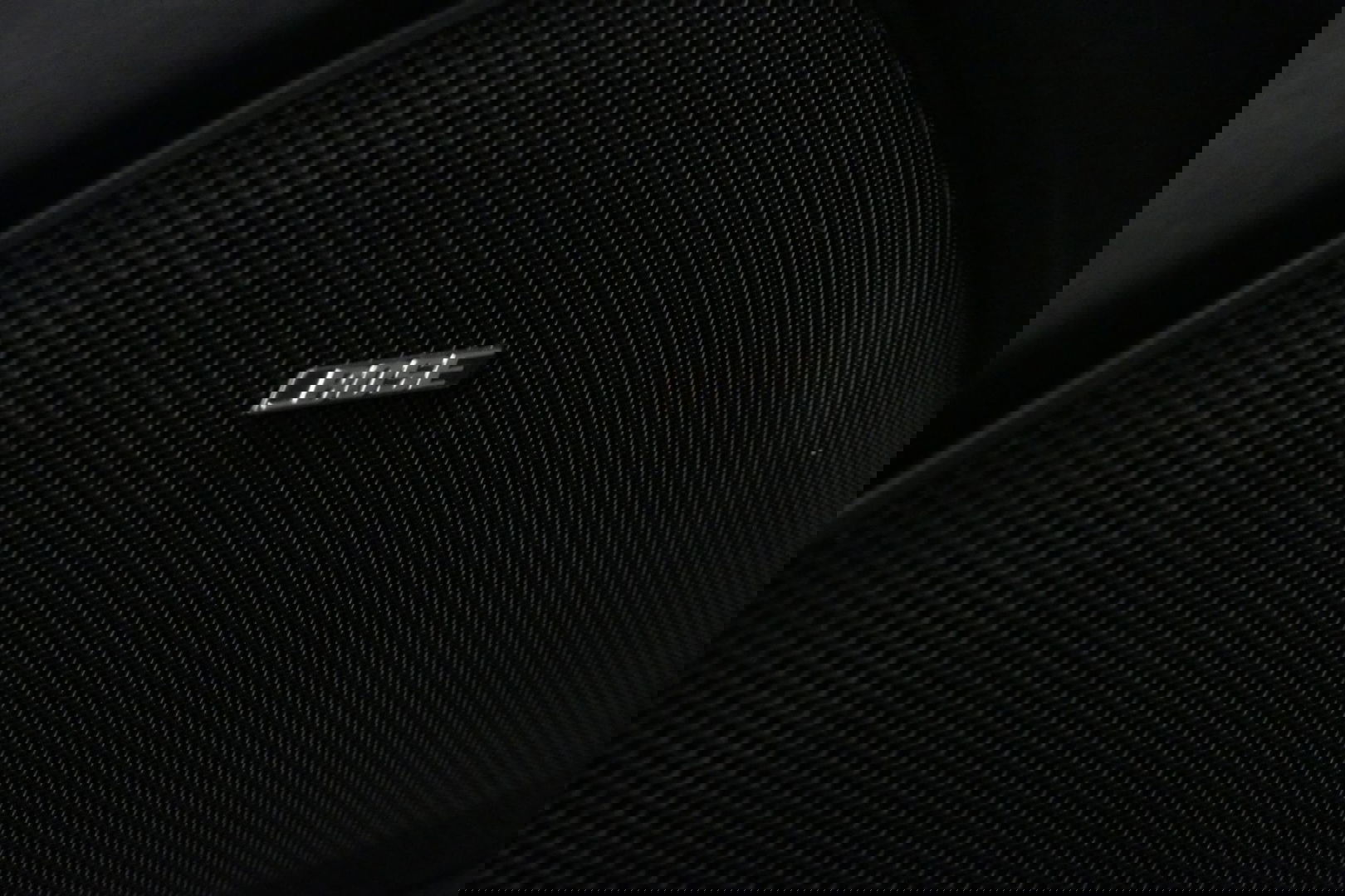 Porsche Panamera 3.0 S E-Hybrid / Schuif-/kanteldak / Elektr. verstelbare voorstoelen (links memory) / Luchtvering / BOSE Sound / Softclose - servosluiting / 20'' LMV / Porsche Dynamic Light System Plus (PDLS+) / Achteruitrijcamera / Standairco / Porsce Active Suspension 