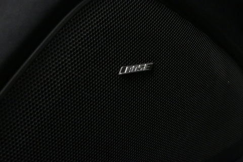 Porsche Panamera 3.0 S E-Hybrid / Schuif-/kanteldak / Elektr. verstelbare voorstoelen (links memory) / Luchtvering / BOSE Sound / Softclose - servosluiting / 20'' LMV / Porsche Dynamic Light System Plus (PDLS+) / Achteruitrijcamera / Standairco / Porsce Active Suspension 