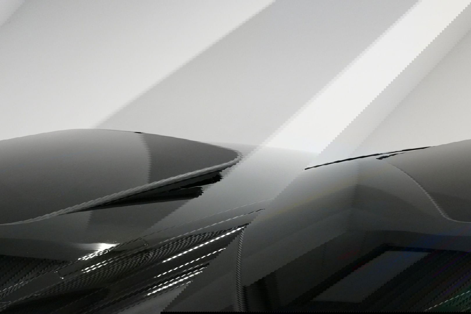 Porsche Panamera 3.0 S E-Hybrid / Schuif-/kanteldak / Elektr. verstelbare voorstoelen (links memory) / Luchtvering / BOSE Sound / Softclose - servosluiting / 20'' LMV / Porsche Dynamic Light System Plus (PDLS+) / Achteruitrijcamera / Standairco / Porsce Active Suspension 