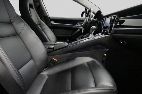 Porsche Panamera 3.0 S E-Hybrid / Schuif-/kanteldak / Elektr. verstelbare voorstoelen (links memory) / Luchtvering / BOSE Sound / Softclose - servosluiting / 20'' LMV / Porsche Dynamic Light System Plus (PDLS+) / Achteruitrijcamera / Standairco / Porsce Active Suspension 