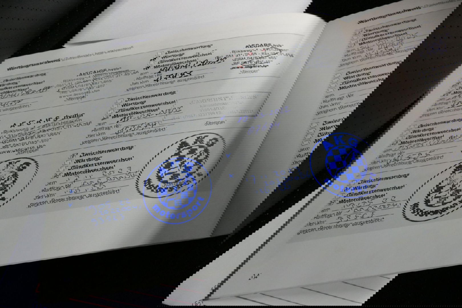 Porsche Panamera 3.0 S E-Hybrid / Schuif-/kanteldak / Elektr. verstelbare voorstoelen (links memory) / Luchtvering / BOSE Sound / Softclose - servosluiting / 20'' LMV / Porsche Dynamic Light System Plus (PDLS+) / Achteruitrijcamera / Standairco / Porsce Active Suspension 