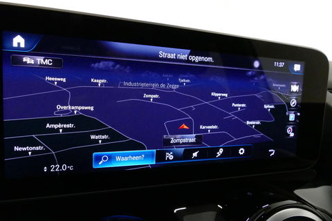 Mercedes-Benz B-Klasse 200d Premium Plus / Elektr. verstelbare voorstoel + memory / Stoelverwarming / Elektr. wegklapbare trekhaak / Koplamp LED High Performance / Elektr. achterklep / 18'' AMG LMV / Dynamic Select / Cruise Control / Elektr. lendensteun