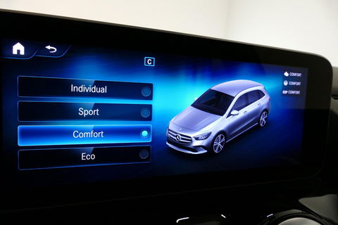 Mercedes-Benz B-Klasse 200d Premium Plus / Elektr. verstelbare voorstoel + memory / Stoelverwarming / Elektr. wegklapbare trekhaak / Koplamp LED High Performance / Elektr. achterklep / 18'' AMG LMV / Dynamic Select / Cruise Control / Elektr. lendensteun