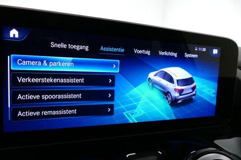 Mercedes-Benz B-Klasse 200d Premium Plus / Elektr. verstelbare voorstoel + memory / Stoelverwarming / Elektr. wegklapbare trekhaak / Koplamp LED High Performance / Elektr. achterklep / 18'' AMG LMV / Dynamic Select / Cruise Control / Elektr. lendensteun