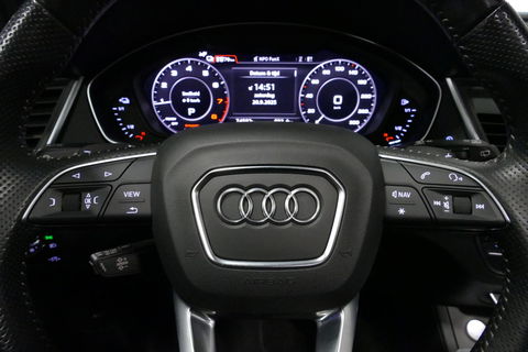Audi Q5 55 TFSI e quattro Competition S Edition / Maxton Design Bodykit V.2 / Panoramadak / Luchtvering / Elektr. verstelbare voorstoelen / Bang & Olufsen Sound System / Matrix LED Koplampen / Rondomzichtcamera / Apple Carplay - Android Auto / Ambienteverlichting