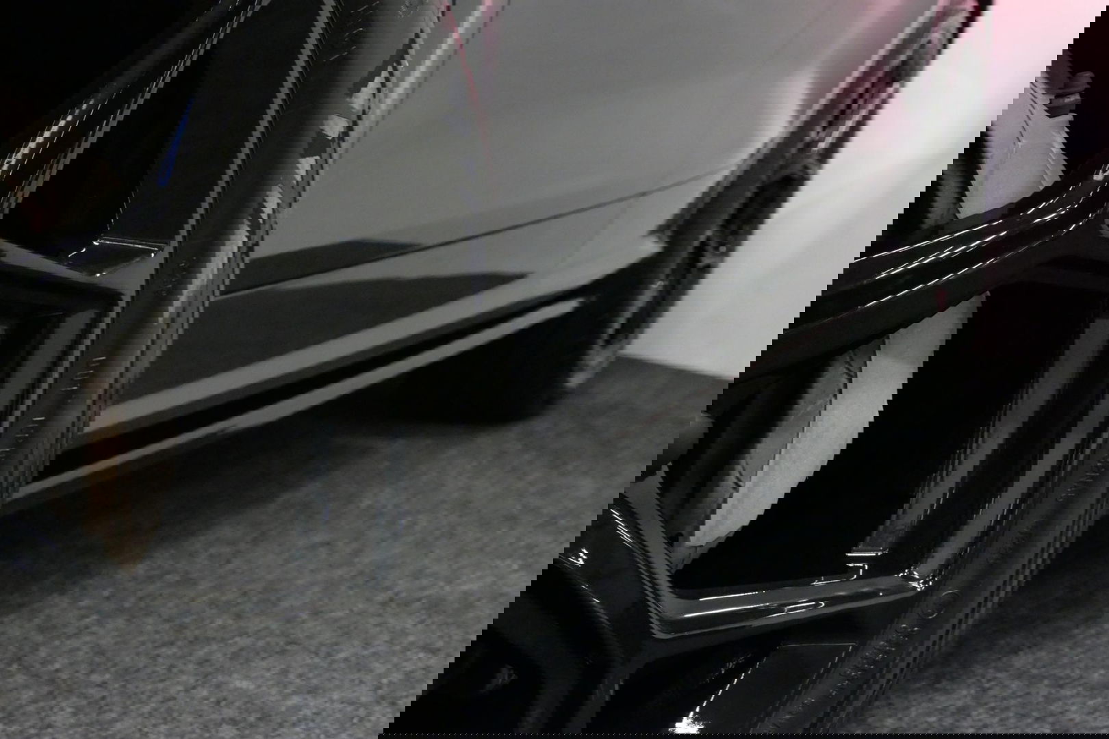 Audi Q5 55 TFSI e quattro Competition S Edition / Maxton Design Bodykit V.2 / Panoramadak / Luchtvering / Elektr. verstelbare voorstoelen / Bang & Olufsen Sound System / Matrix LED Koplampen / Rondomzichtcamera / Apple Carplay - Android Auto / Ambienteverlichting