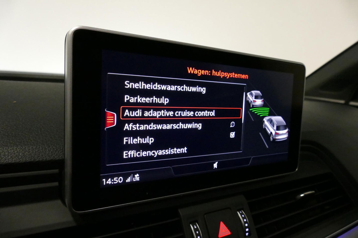 Audi Q5 55 TFSI e quattro Competition S Edition / Maxton Design Bodykit V.2 / Panoramadak / Luchtvering / Elektr. verstelbare voorstoelen / Bang & Olufsen Sound System / Matrix LED Koplampen / Rondomzichtcamera / Apple Carplay - Android Auto / Ambienteverlichting