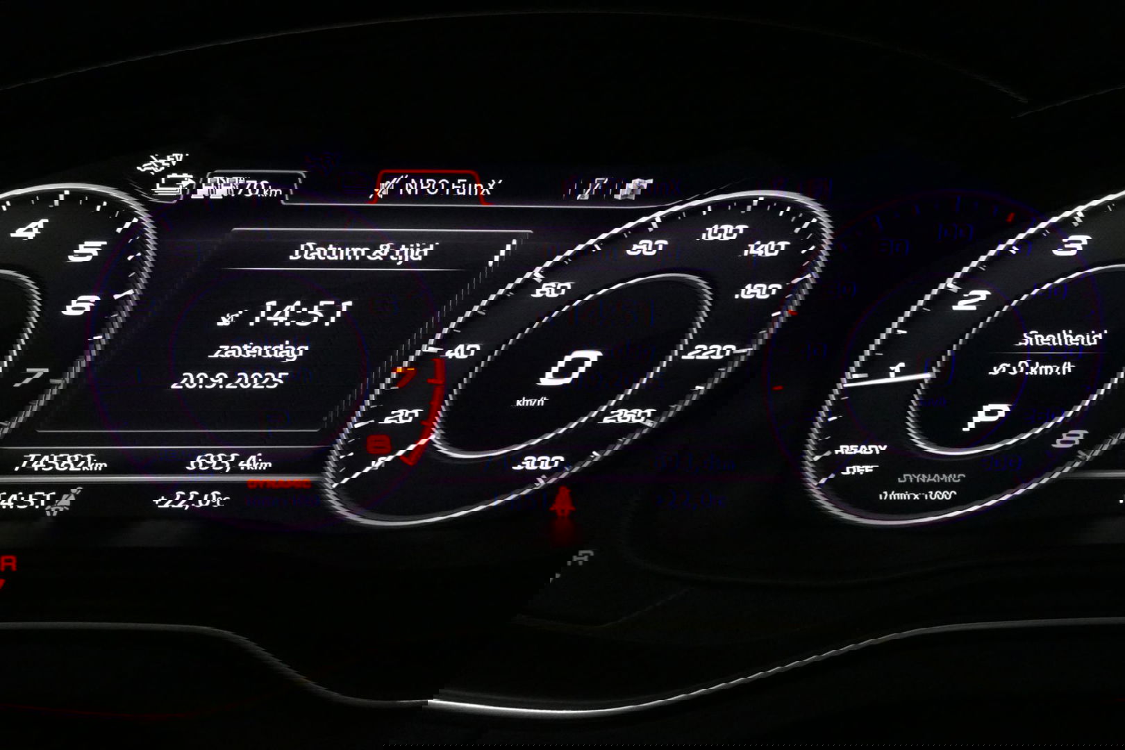 Audi Q5 55 TFSI e quattro Competition S Edition / Maxton Design Bodykit V.2 / Panoramadak / Luchtvering / Elektr. verstelbare voorstoelen / Bang & Olufsen Sound System / Matrix LED Koplampen / Rondomzichtcamera / Apple Carplay - Android Auto / Ambienteverlichting
