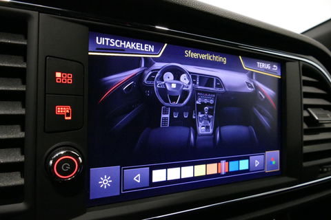 SEAT Leon ST 2.0 TSI 4DRIVE CUPRA / ABT Tuning / JE Design uitlaatsysteem / Brembo /  Performance Pack / Stoelverwarming / Apple Carplay - Android Auto / BEATS Audio Systeem / Achteruitrijcamera / 19'' LMV / Sfeerverlichting / DCC (Adaptive onderstel) / Cruise Cont