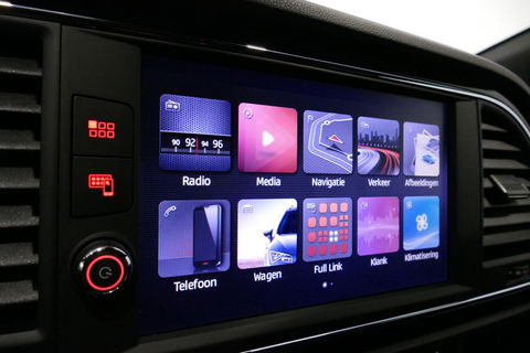 SEAT Leon ST 2.0 TSI 4DRIVE CUPRA / ABT Tuning / JE Design uitlaatsysteem / Brembo /  Performance Pack / Stoelverwarming / Apple Carplay - Android Auto / BEATS Audio Systeem / Achteruitrijcamera / 19'' LMV / Sfeerverlichting / DCC (Adaptive onderstel) / Cruise Cont