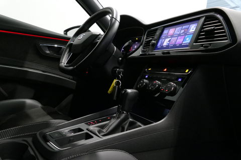 SEAT Leon ST 2.0 TSI 4DRIVE CUPRA / ABT Tuning / JE Design uitlaatsysteem / Brembo /  Performance Pack / Stoelverwarming / Apple Carplay - Android Auto / BEATS Audio Systeem / Achteruitrijcamera / 19'' LMV / Sfeerverlichting / DCC (Adaptive onderstel) / Cruise Cont