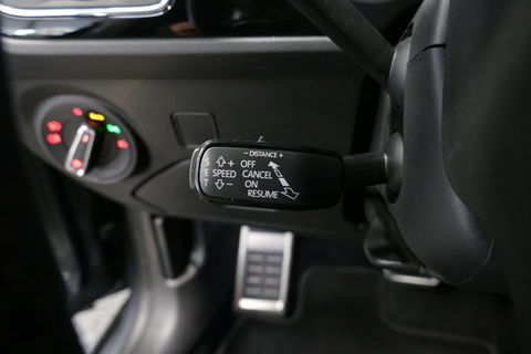 SEAT Leon ST 2.0 TSI 4DRIVE CUPRA / ABT Tuning / JE Design uitlaatsysteem / Brembo /  Performance Pack / Stoelverwarming / Apple Carplay - Android Auto / BEATS Audio Systeem / Achteruitrijcamera / 19'' LMV / Sfeerverlichting / DCC (Adaptive onderstel) / Cruise Cont