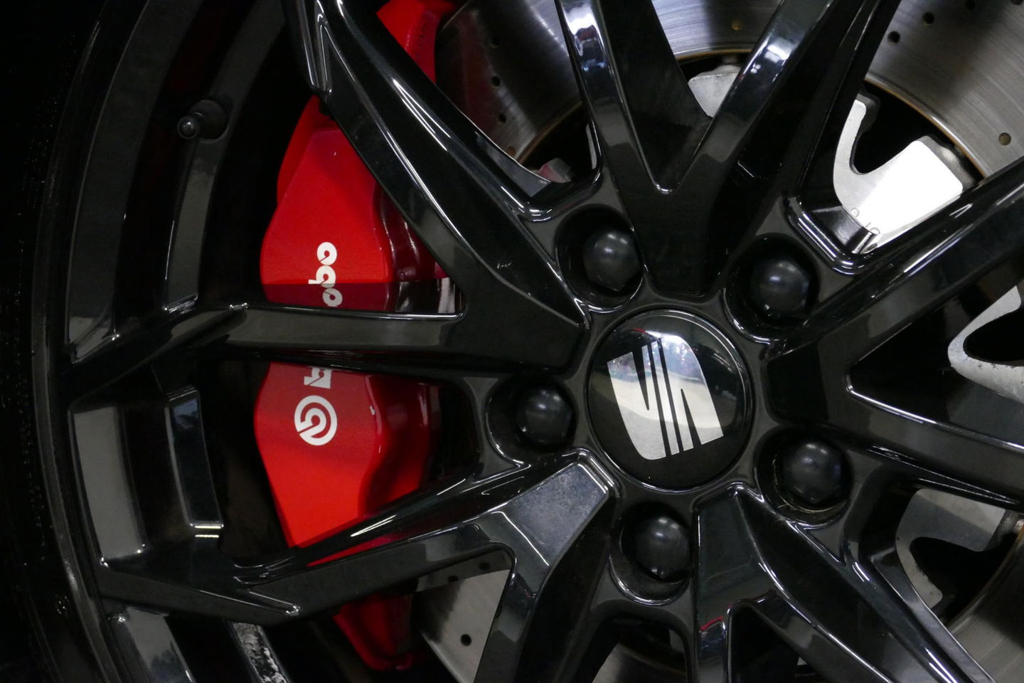 SEAT Leon ST 2.0 TSI 4DRIVE CUPRA / ABT Tuning / JE Design uitlaatsysteem / Brembo /  Performance Pack / Stoelverwarming / Apple Carplay - Android Auto / BEATS Audio Systeem / Achteruitrijcamera / 19'' LMV / Sfeerverlichting / DCC (Adaptive onderstel) / Cruise Cont