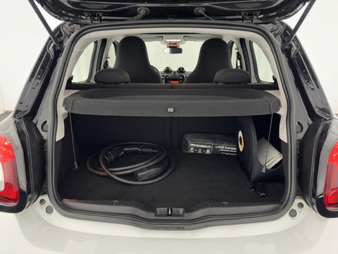 Smart Forfour EQ Comfort 18 kWh {SOH-91%} Aut. *PANO | AIRCO | COMFORT-SEATS | CRUISE | PDC | 15''ALU*