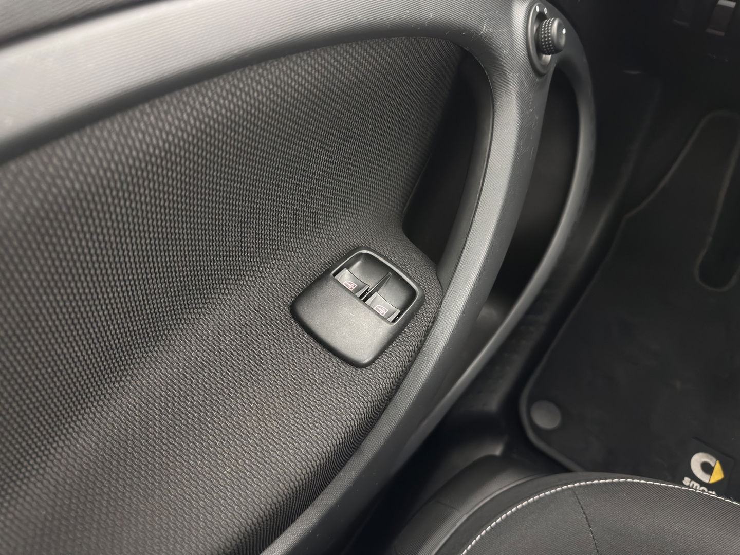 Smart Forfour EQ Comfort 18 kWh {SOH-91%} Aut. *PANO | AIRCO | COMFORT-SEATS | CRUISE | PDC | 15''ALU*