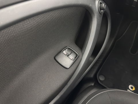 Smart Forfour EQ Comfort 18 kWh {SOH-91%} Aut. *PANO | AIRCO | COMFORT-SEATS | CRUISE | PDC | 15''ALU*