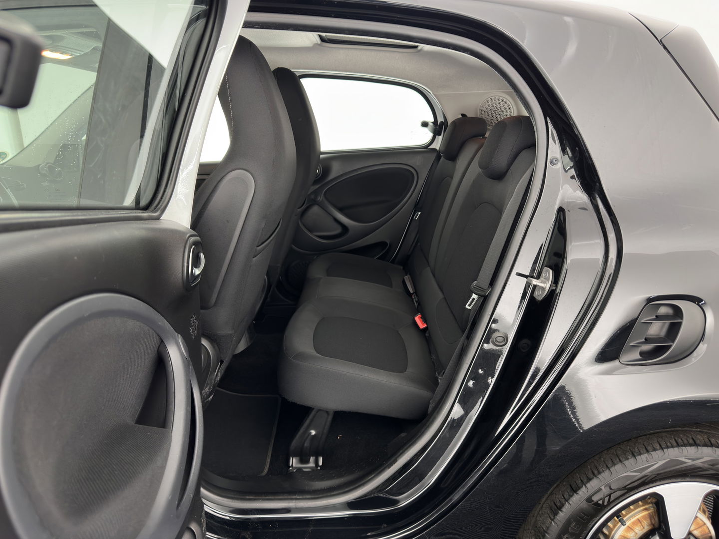 Smart Forfour EQ Comfort 18 kWh {SOH-91%} Aut. *PANO | AIRCO | COMFORT-SEATS | CRUISE | PDC | 15''ALU*