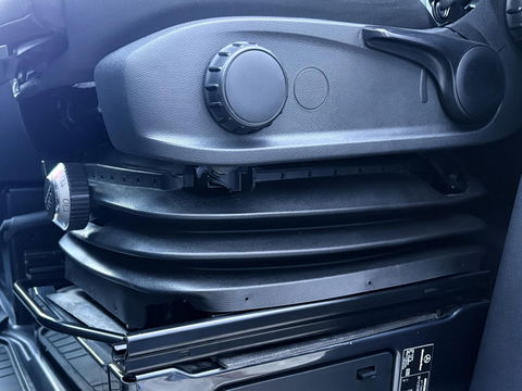 Mercedes-Benz Sprinter 317 L2H2 KOMT ALS DUBBELCABINE | LMV 20" | 3500KG | GROTE MBUX | COMFORTSTOEL MET VERWARMING |