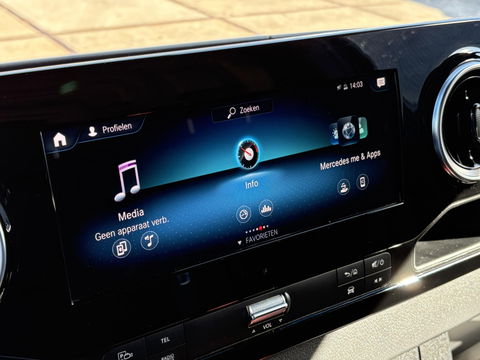 Mercedes-Benz Sprinter 317 L2H2 KOMT ALS DUBBELCABINE | LMV 20" | 3500KG | GROTE MBUX | COMFORTSTOEL MET VERWARMING |