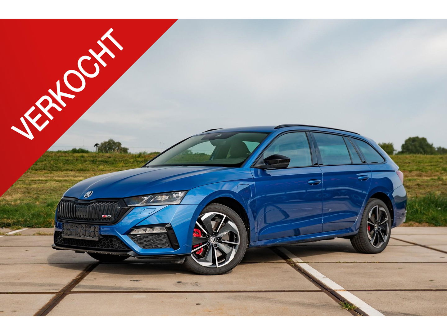 Škoda Octavia Combi 1.4 TSI RS iV PHEV | ALCANTARA SPORT COMFORT STOELEN | TREKHAAK | STANDKACHEL