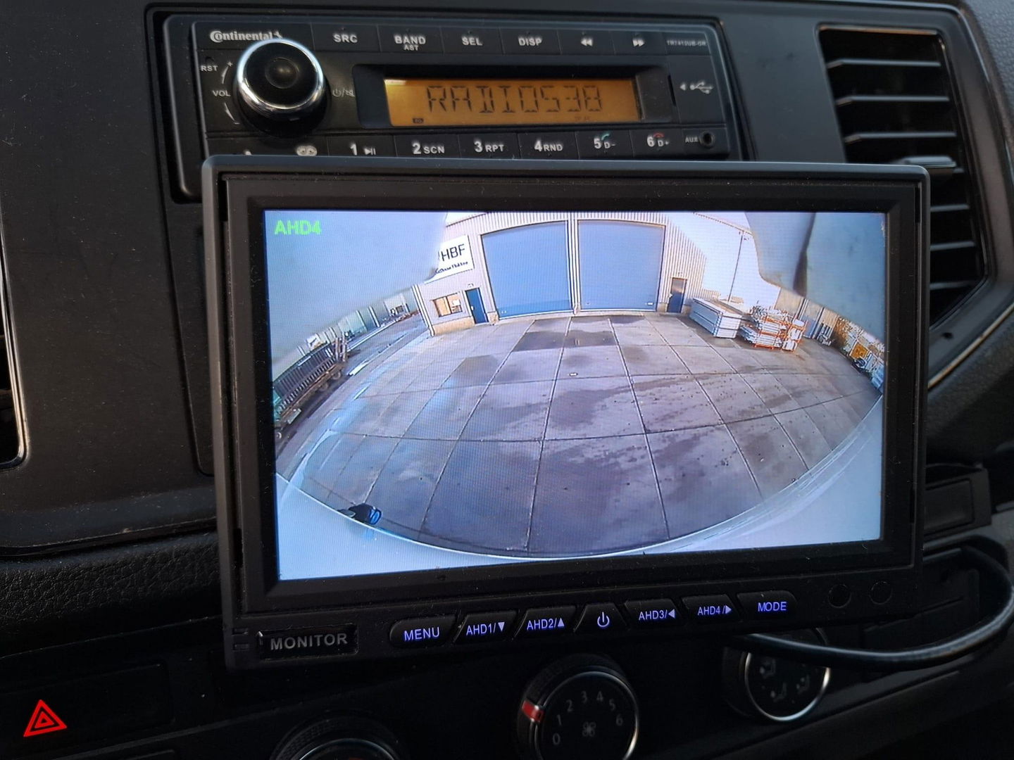 Volkswagen Crafter 35 2.0 TDI L4H3 BAKWAGEN MET DEUREN / EURO 6 / N.A.P / DEALER ONDERHOUDEN