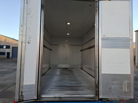 Volkswagen Crafter 35 2.0 TDI L4H3 BAKWAGEN MET DEUREN / EURO 6 / N.A.P / DEALER ONDERHOUDEN