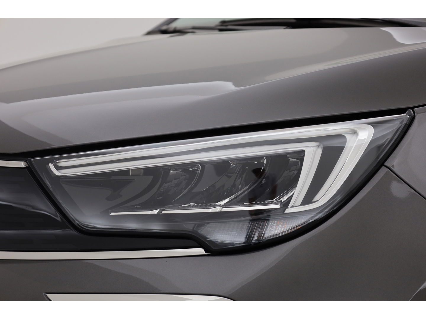 Opel Crossland 1.2 Turbo Elegance | Automaat | Navi by App | Stoel- Stuurverw. | Camera | PDC | LED