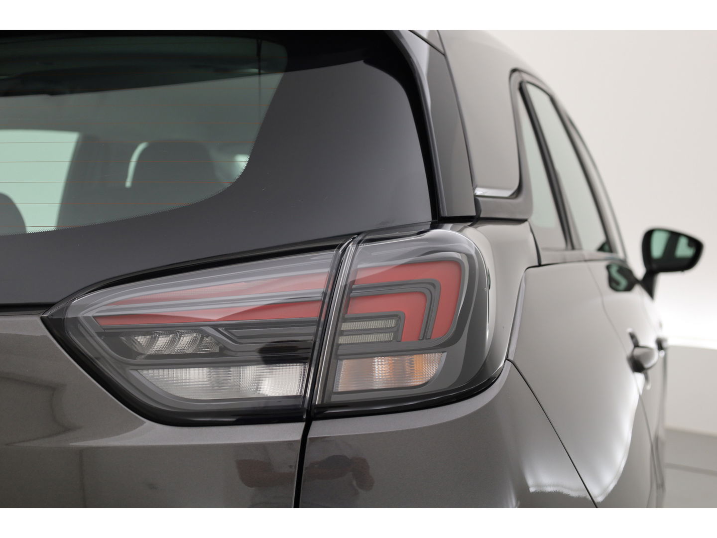 Opel Crossland 1.2 Turbo Elegance | Automaat | Navi by App | Stoel- Stuurverw. | Camera | PDC | LED