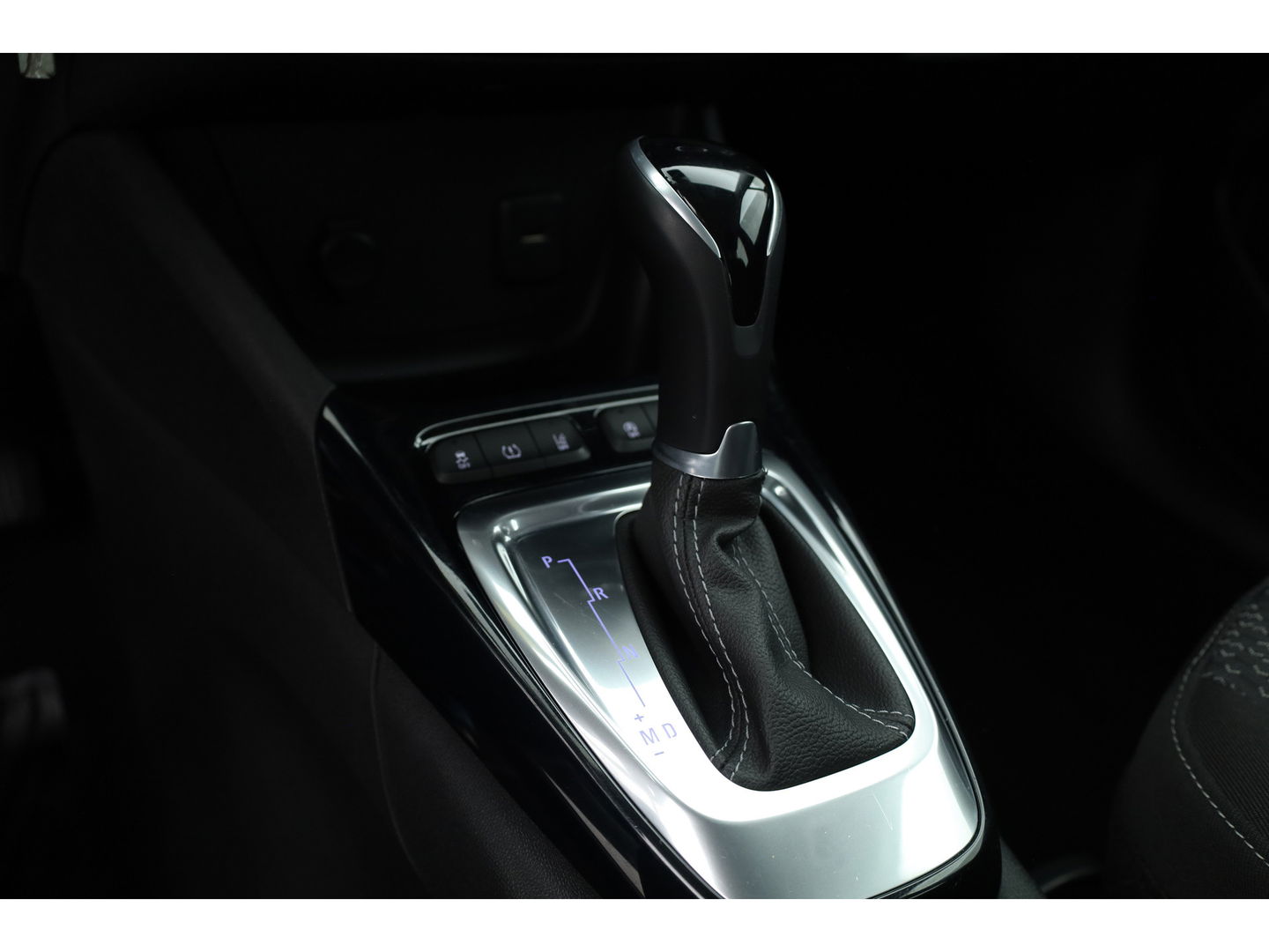 Opel Crossland 1.2 Turbo Elegance | Automaat | Navi by App | Stoel- Stuurverw. | Camera | PDC | LED