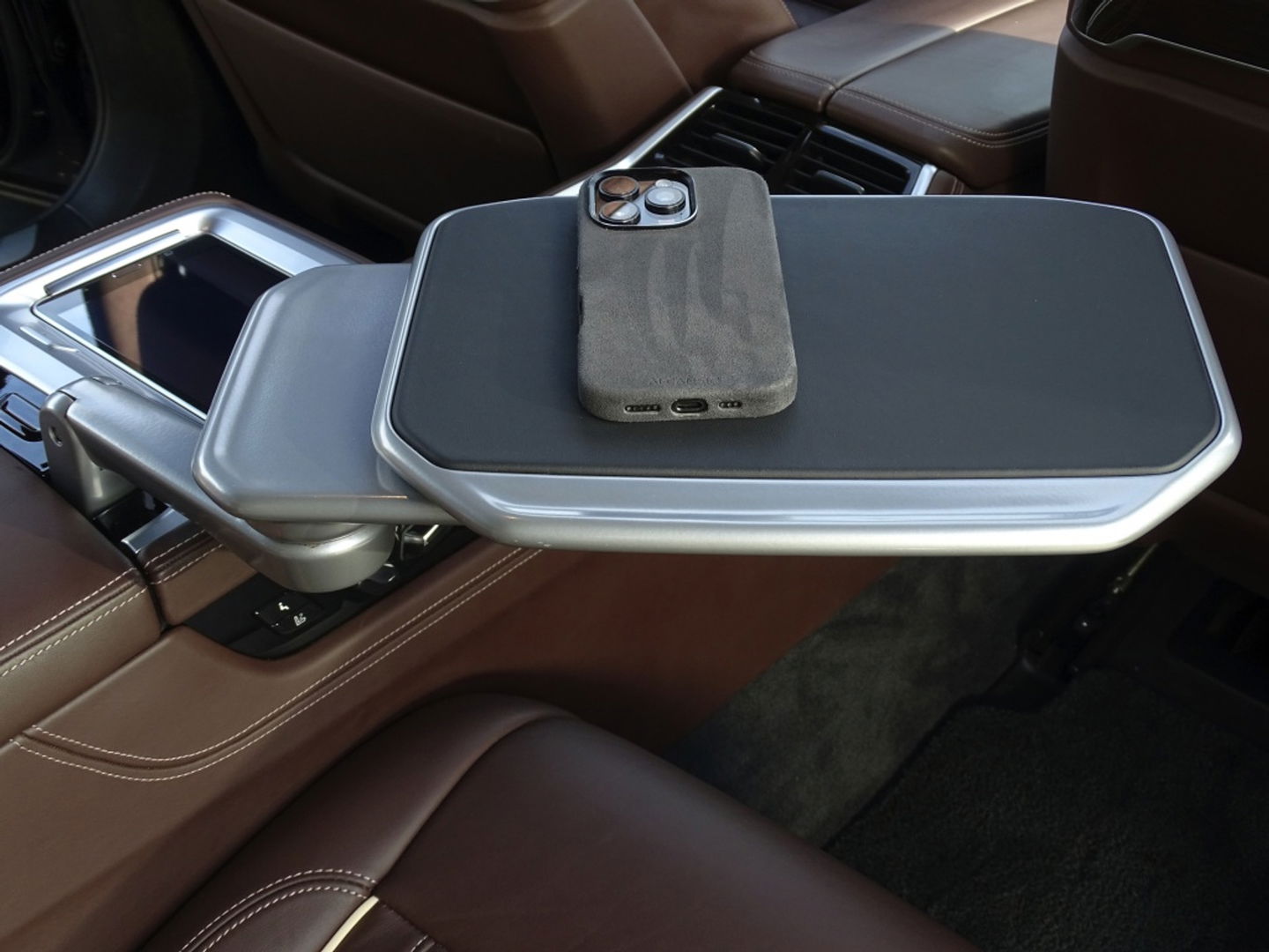 BMW 7 Serie 745Le 394PK VIP LANG / High Executive / M-Individual / Laser