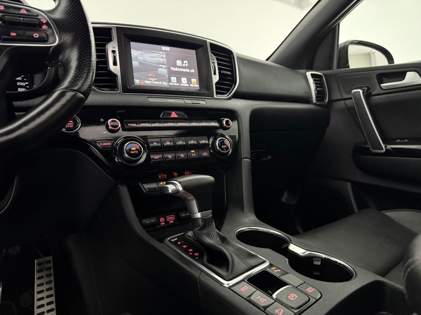 Kia Sportage 1.6 T-GDI 4WD 177PK GT-Line | Pano | Camera | Cruise | Carplay | Trekh. | Stoel/Stuur verw. | Keyless