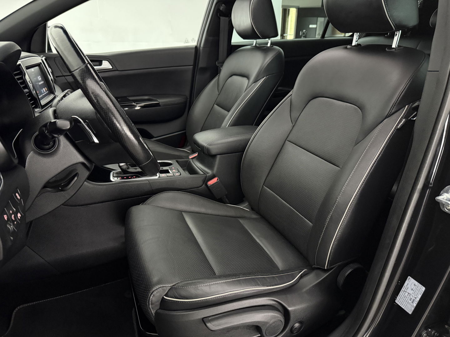 Kia Sportage 1.6 T-GDI 4WD 177PK GT-Line | Pano | Camera | Cruise | Carplay | Trekh. | Stoel/Stuur verw. | Keyless