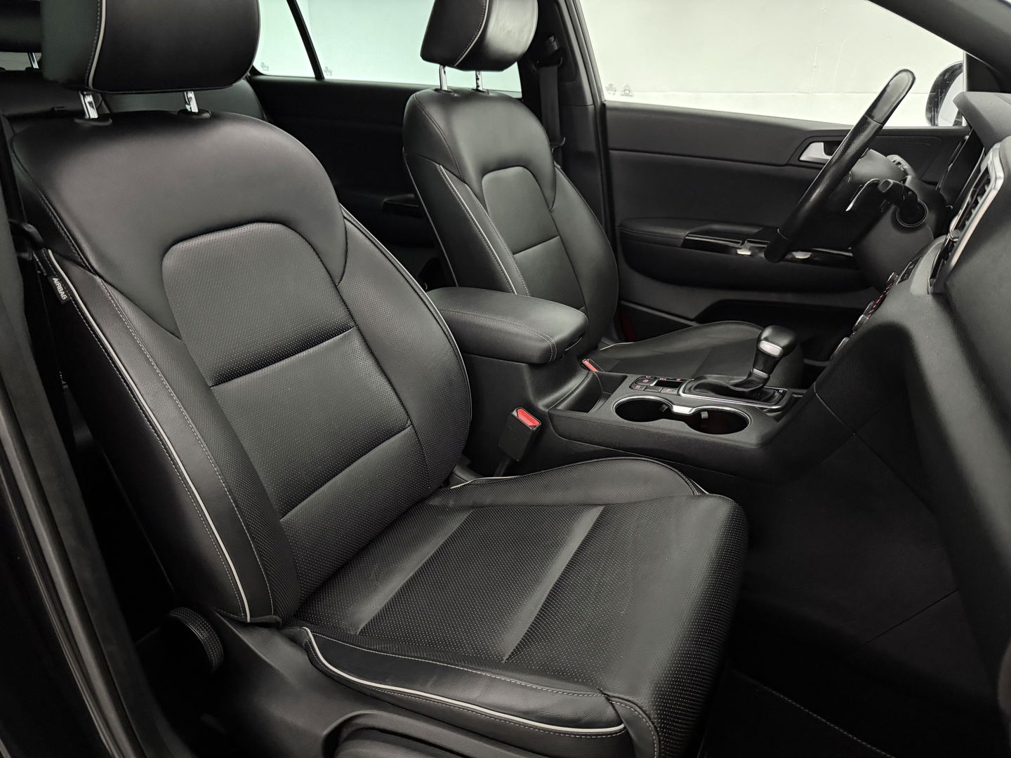 Kia Sportage 1.6 T-GDI 4WD 177PK GT-Line | Pano | Camera | Cruise | Carplay | Trekh. | Stoel/Stuur verw. | Keyless