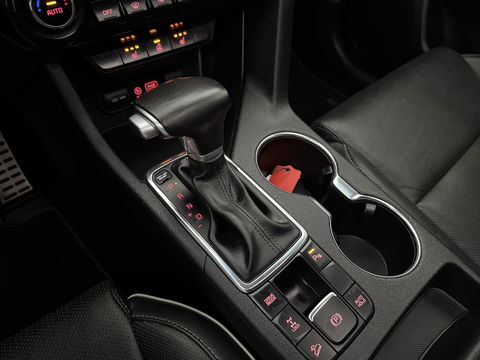 Kia Sportage 1.6 T-GDI 4WD 177PK GT-Line | Pano | Camera | Cruise | Carplay | Trekh. | Stoel/Stuur verw. | Keyless