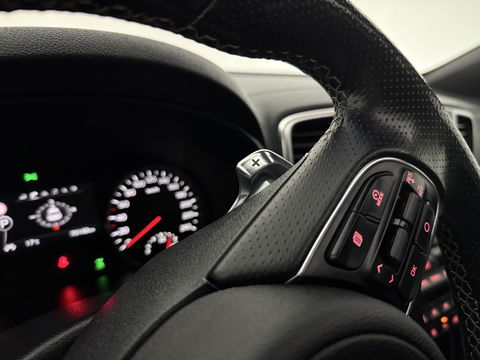 Kia Sportage 1.6 T-GDI 4WD 177PK GT-Line | Pano | Camera | Cruise | Carplay | Trekh. | Stoel/Stuur verw. | Keyless